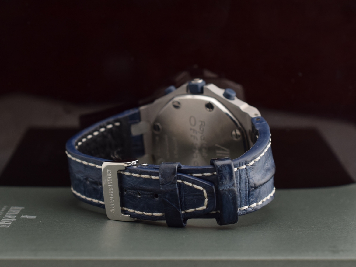 26170ST Chronograph Certified Navy - Like New 2008