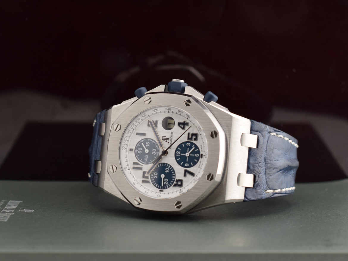 26170ST Chronograph Certified Navy - Like New 2008