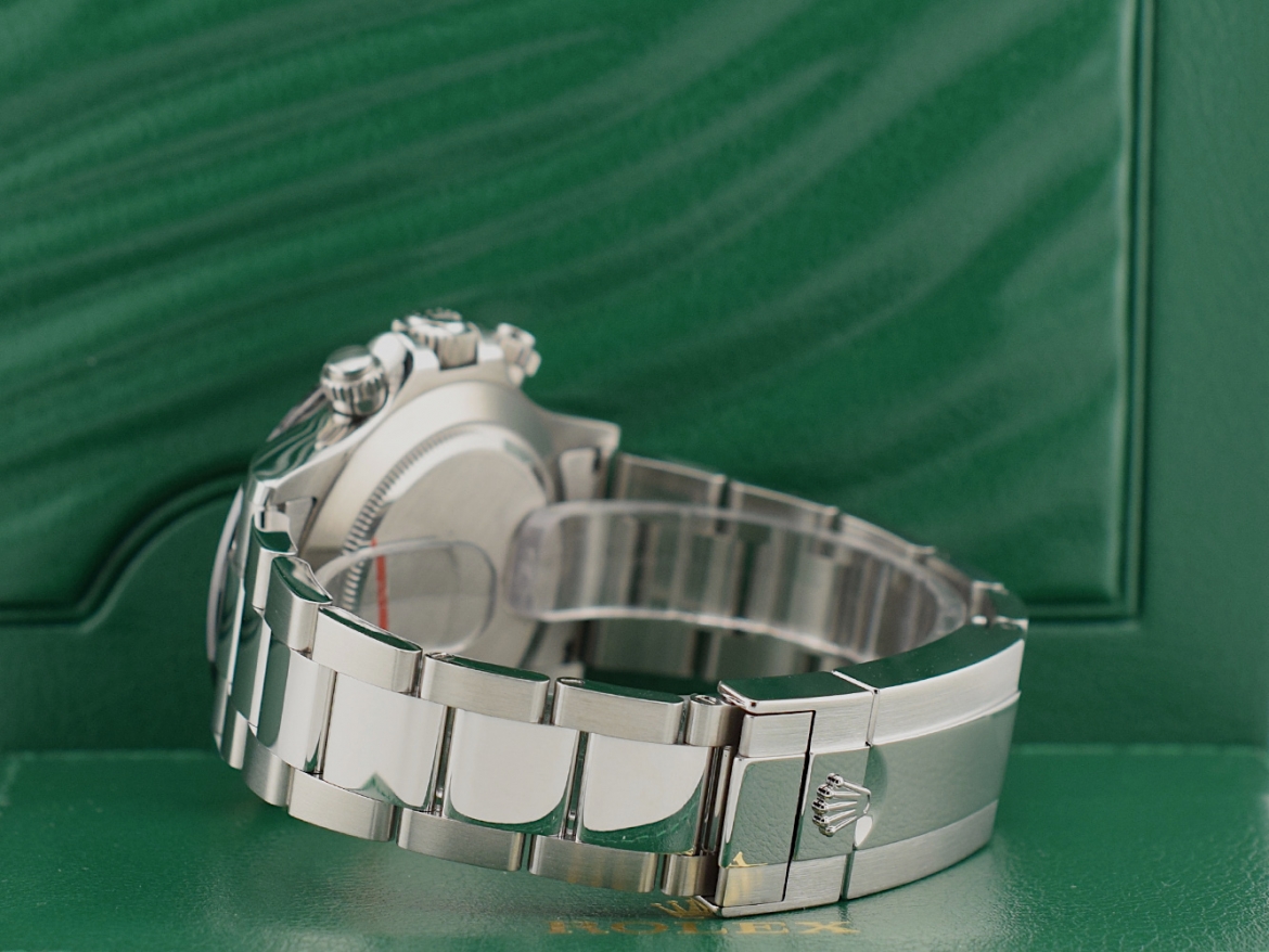 116500LN - Like New 2021