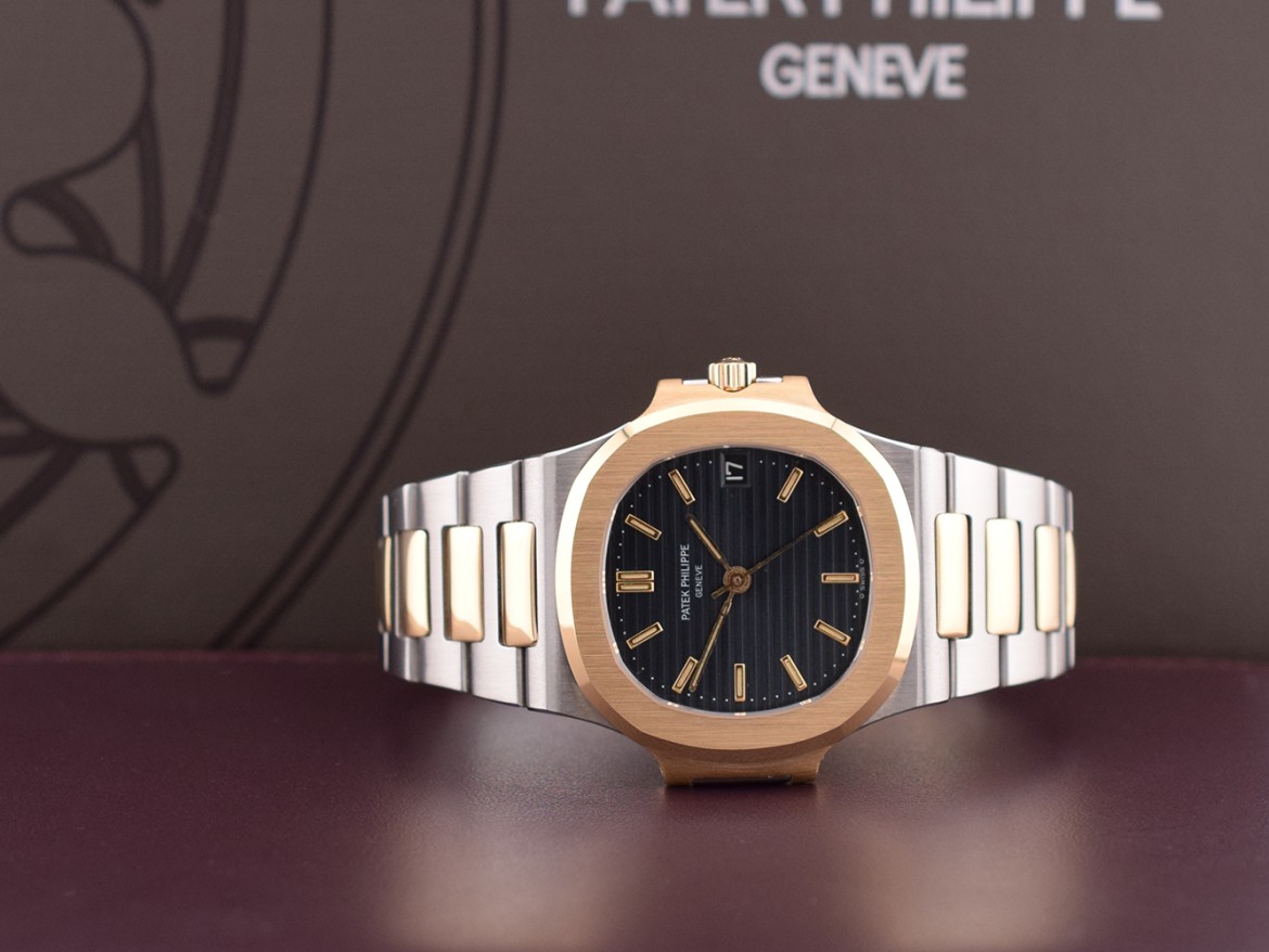 3800/1 Sigma First Generation Black Date - Like new Box/Extract Patek