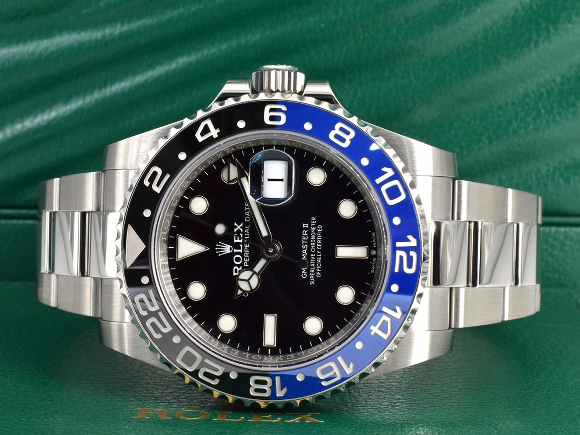 126710BLNR Oyster "Batman" - Like New 2022