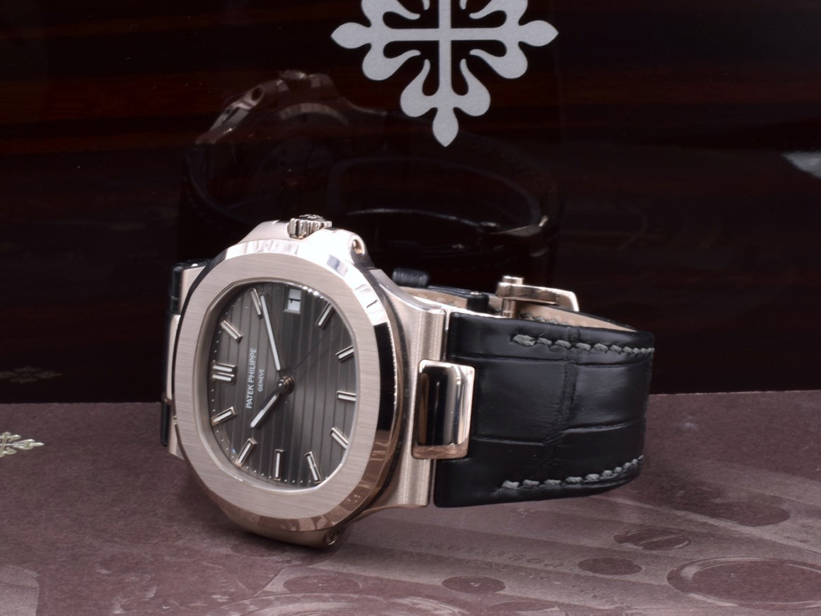 Rare 2008 Geneva Seal White Gold Like New Full Set  ITA