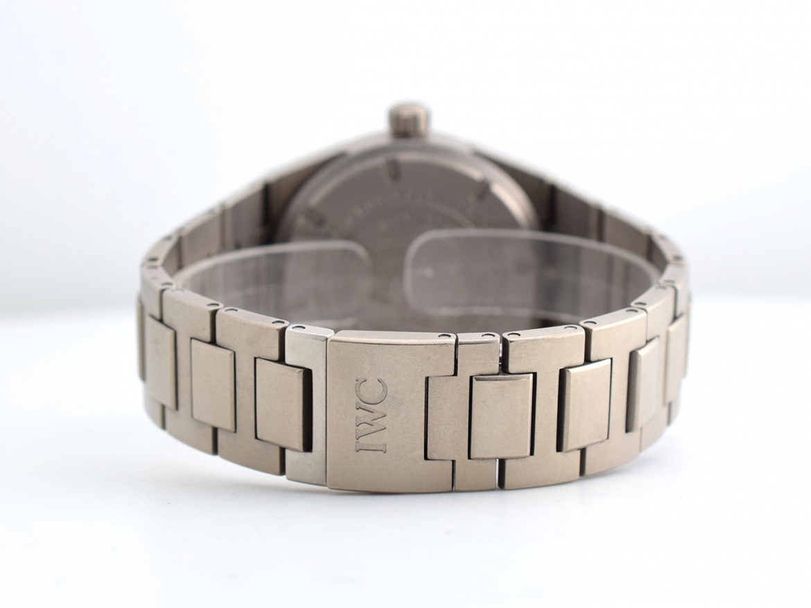 IW322702 Ingenieur Limited edition Titanium
