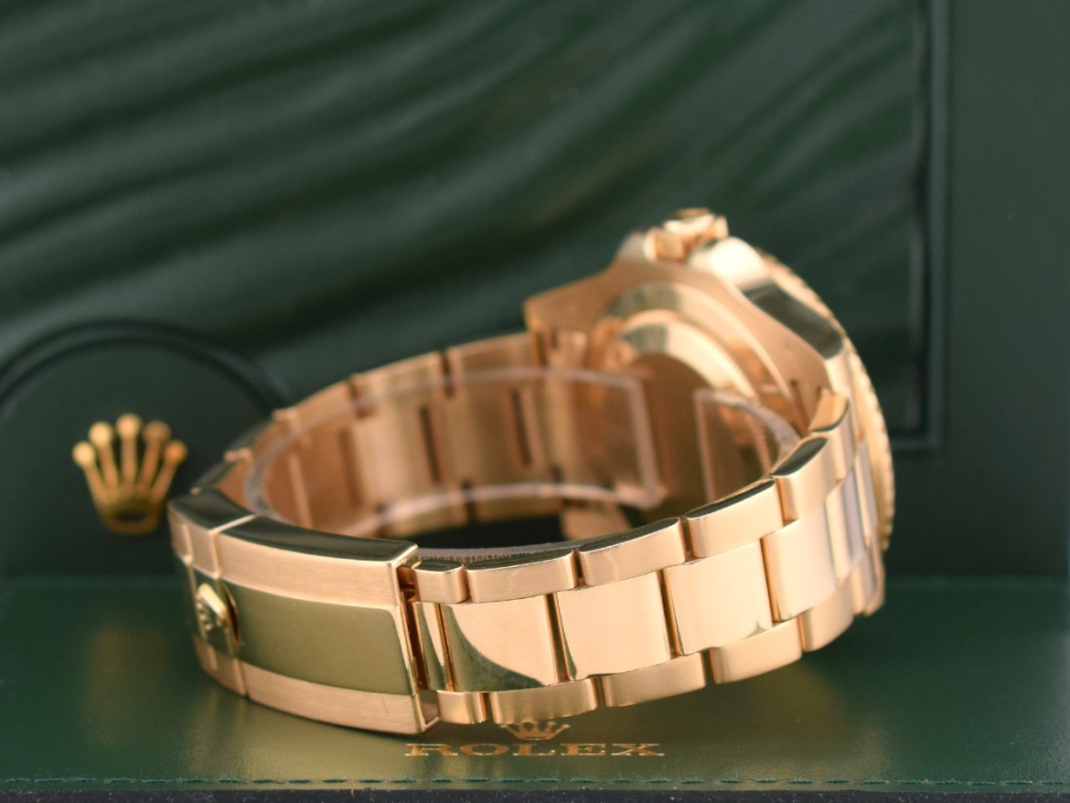 116718LN Green 2010- Full set