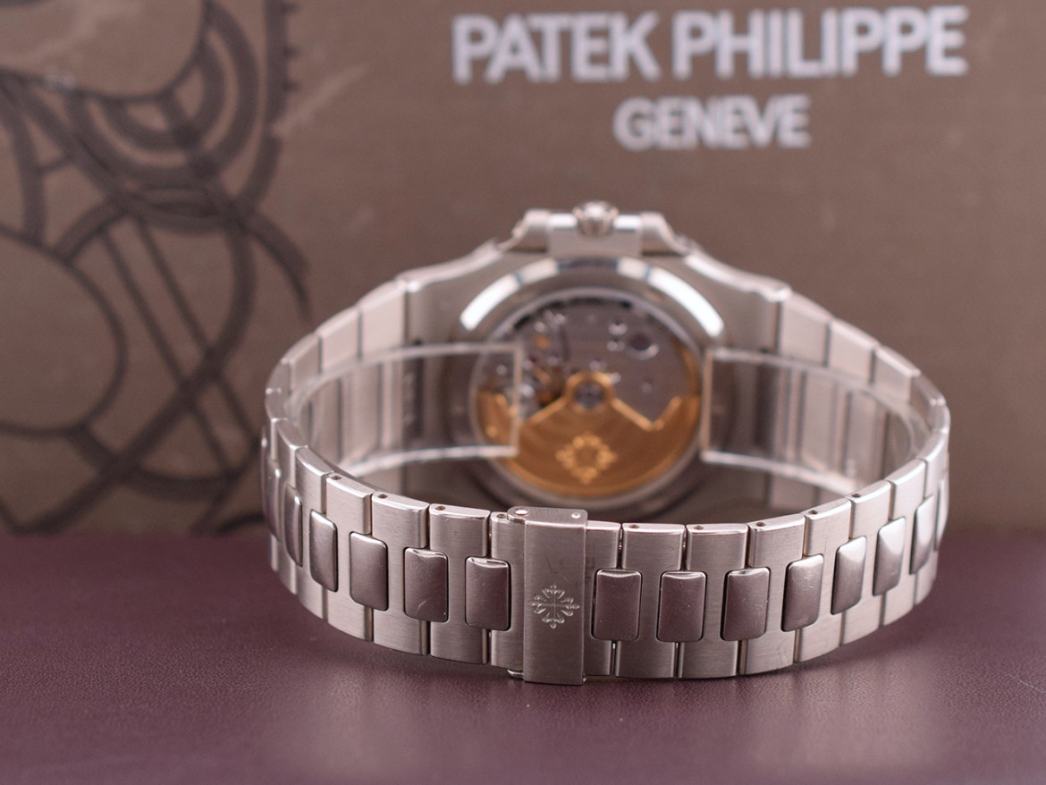 3711/1G Super Rare White Gold  Full Set 2006