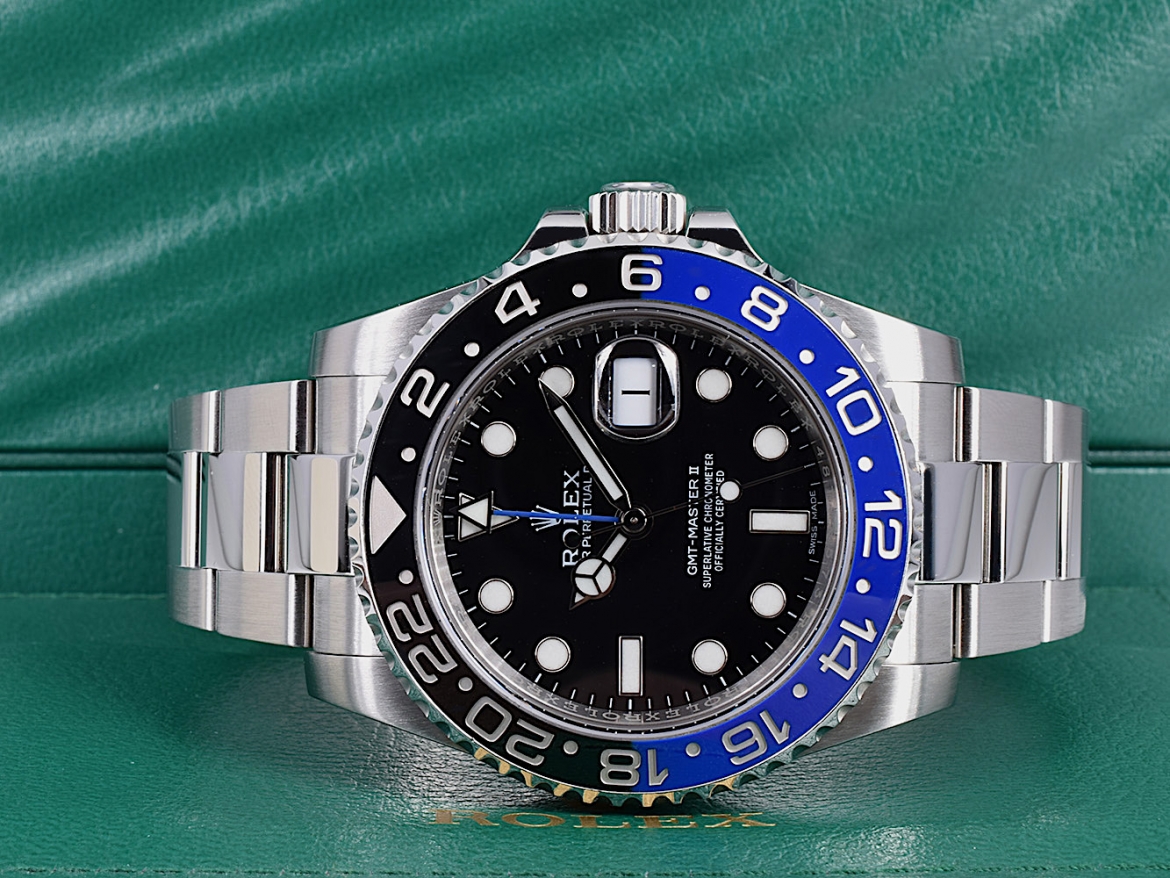 116710BLNR Oyster "Batman" - Like New 2015