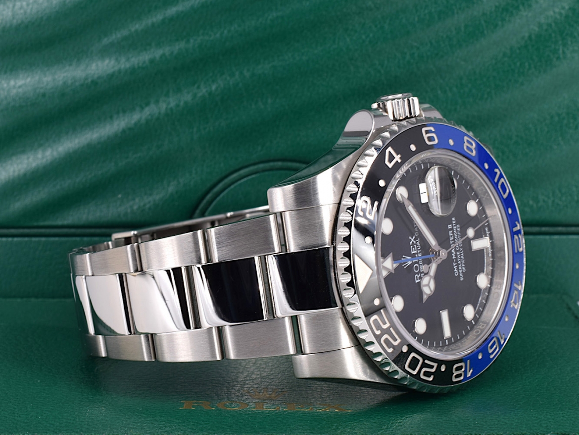 116710BLNR Oyster "Batman" - Like New 2015