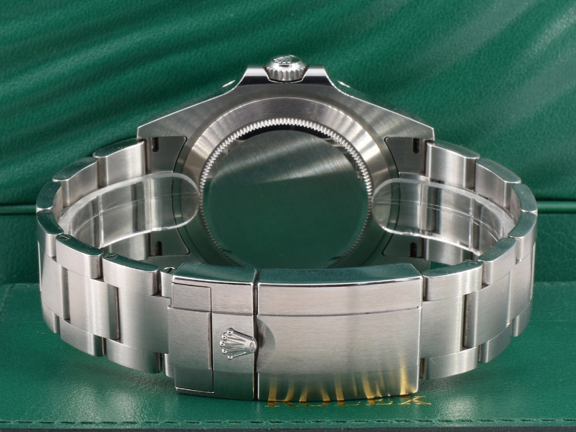 ref.226570  42mm New  Like New   Full Set