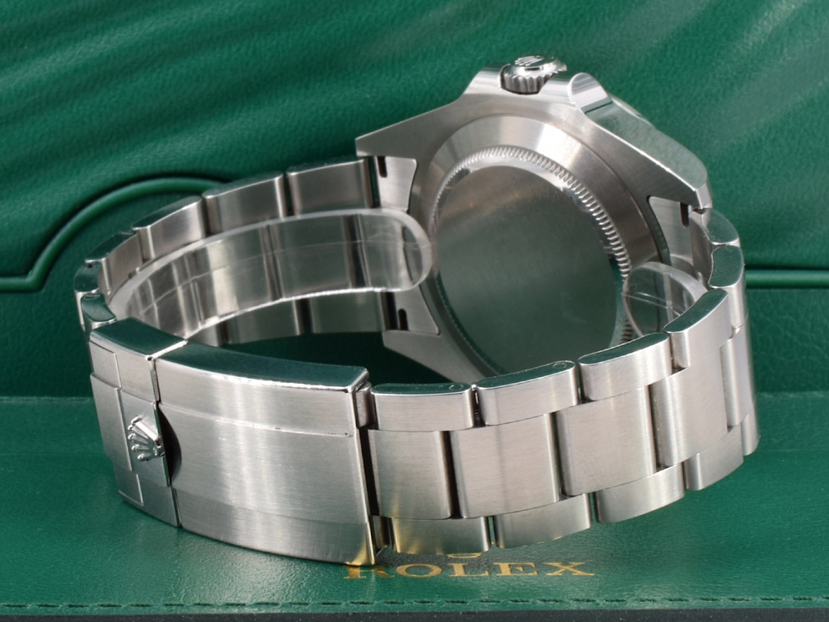 ref.226570  42mm New  Like New   Full Set