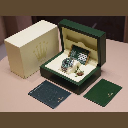 116610LV -  Like New Full Set 2012