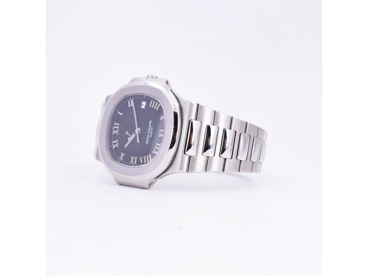 3710 LIKE NEW FULL SETT